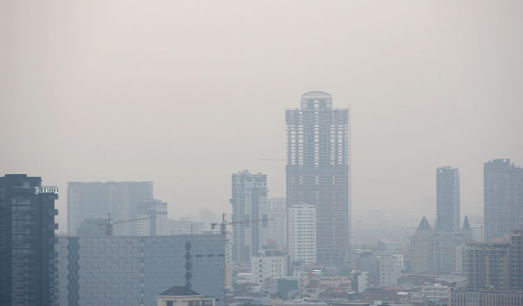 プノンペン市当局、公共の大気汚染を防止・削減するためのガイドラインを発表