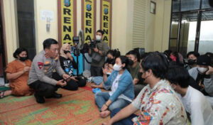 インドネシア大使館、直接的なアプローチを通じて同胞の保護を強化