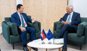 フン・マネ首相、EU理事会議長と会談、より関係強化を確認