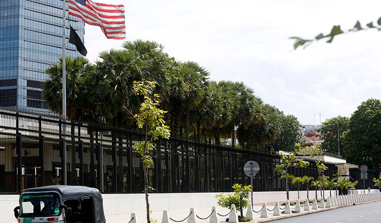 ソーシャルメディア審査が米国ビザの要件に