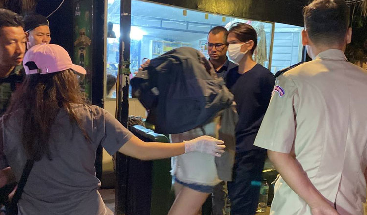 人身売買・未成年者保護容疑で性的人身売買摘発 「ラブファーム」バーを捜索