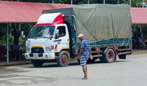 カンボジア 国境を越えたタイ産の果物と野菜の輸入を禁止