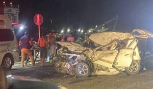 シハヌークビルの衝突事故で男性が死亡、妻が重傷