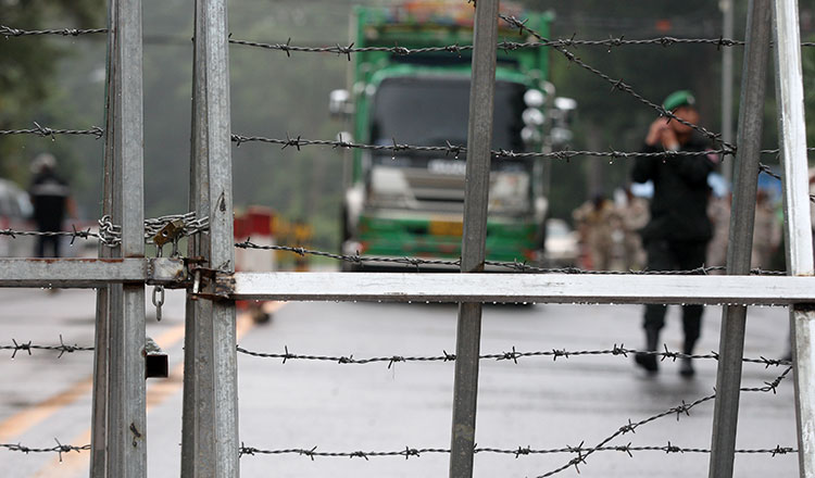 首相「検問所が完全に再開されるまで国境交渉は行わない」