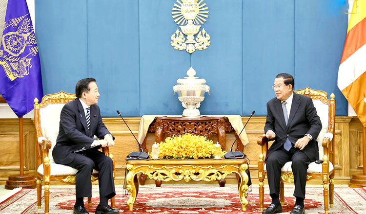 上院議長、日本政府高官と会談し二国間関係強化を協議