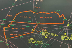 国境紛争地域からの飛行ルート変更