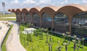 テチョ国際空港が2025年9月9日に開港することを再確認