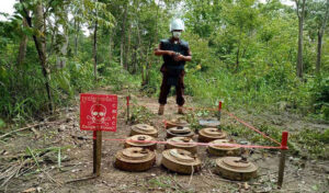 国境に地雷を埋設しタイ兵士が負傷したとのタイ報道を否定