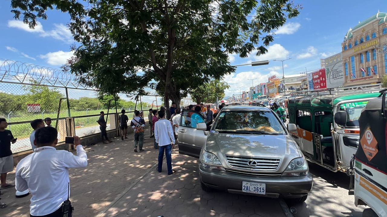 行商人とタクシー運転手の乱闘で5人逮捕