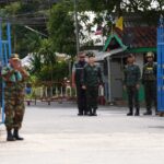 軍司令官らが停戦維持のため短時間の会合を開催