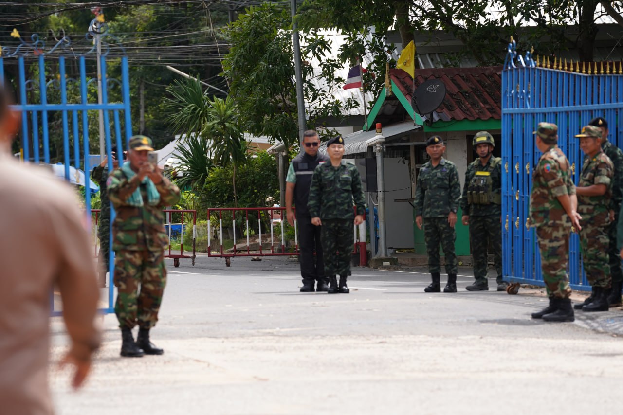 軍司令官らが停戦維持のため短時間の会合を開催