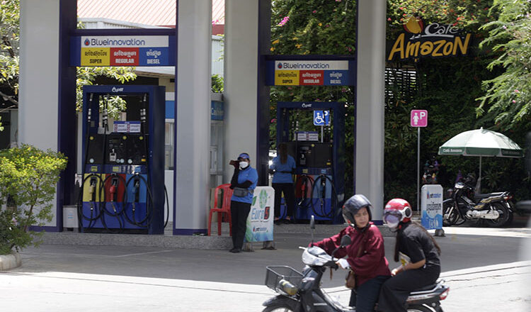 労働省のタイ製品のボイコット要請でカンボジア国民反応が割れる