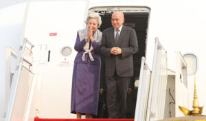 国王、皇太后、9月に中国を公式訪問
