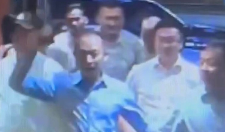 シェムリアップ州軍警察副司令官をカラオケ女性暴力事件で捜査