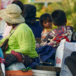 ウドン・ミエンチェイ州の住民が非難から帰宅を開始する