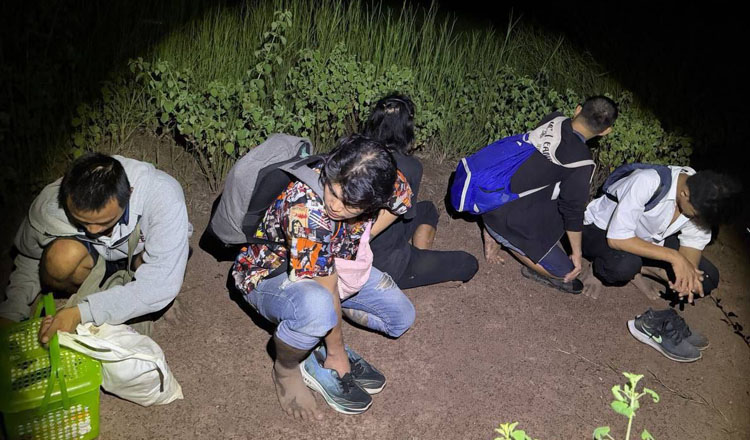 21人のタイ人を国境不法越境で逮捕