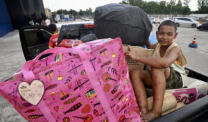 国内の避難民が徐々に帰還