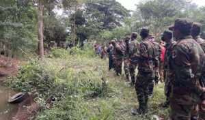 政府 国境緊張の中、国民に平和と非暴力の維持を強く求める