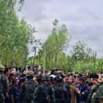 依然、カンボジア側住民とタイ軍の有刺鉄線や警告標識をめぐり小競り合い続く