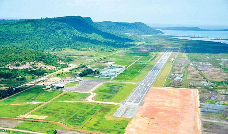 シハヌークビル空港　滑走路付近の住民の立ち退き、15日間の期限