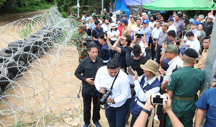 フン・マネ氏、捕虜問題をめぐる紛争で国民に政府への信頼を保つよう呼びかけ