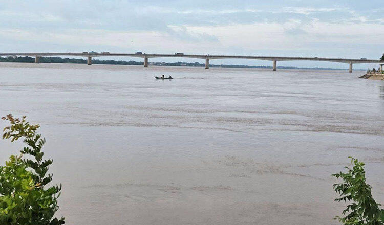 コンポンチャム州知事 メコン川の増水で洪水対策が急務に準備