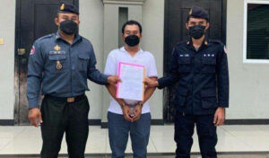 カンボジアの指導者を侮辱したとして元政府高官が裁判に