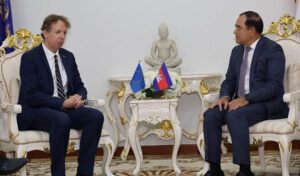 カンボジア、タイ国境沿いの人道的地雷対策を優先すると再確認