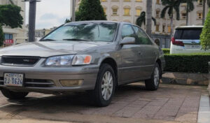 前代未聞！警察署長を襲撃・絞殺、車を盗んだ中国人らを捜索