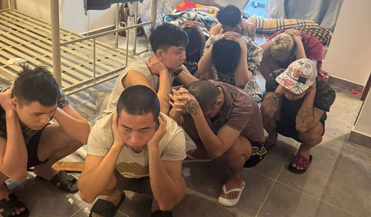 内務省 2年間でオンライン犯罪関与の1万5000人以上の外国人を国外追放