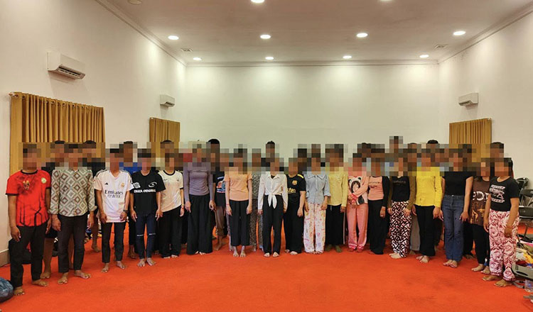 3州で法外な利息を取るヤミ金融業者64人（女24人を含む）を逮捕