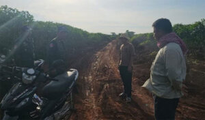 コンポントムの麻薬捜査で銃撃戦、警察官1人が死亡、もう1人が重傷　容疑者は逃走中