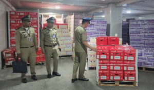 警察 ミートボール密輸組織を摘発