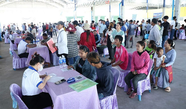 労働省、職場復帰する帰国労働者に求人情報で1297に電話を