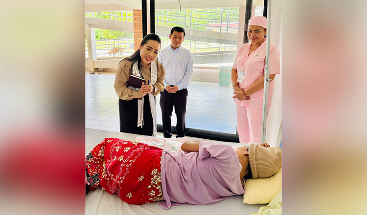 保健大臣、国境沿いの医療施設の再開を命令