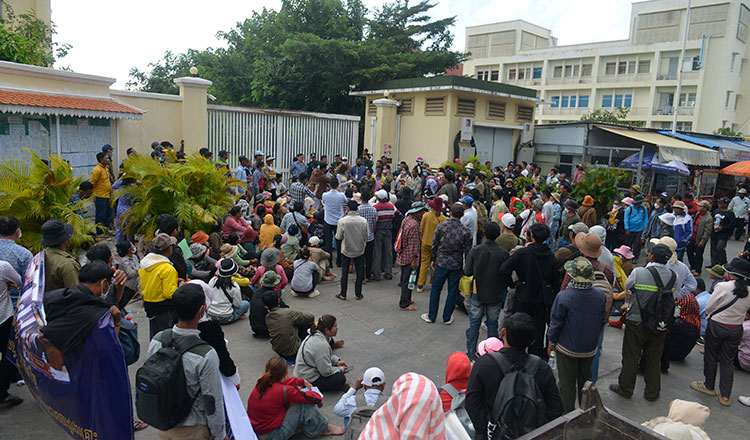 3億ドルの土地詐欺の被害者が投資会社オーナーの再逮捕を求める