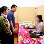 内相、タイ軍に性的暴行を受けたカンボジア人出稼ぎ労働者を訪問