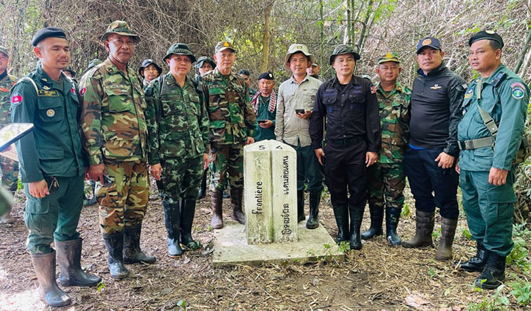 カンボジアとタイが共同で94個の仮国境標識を設置