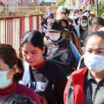 タイ カンボジア人出稼ぎ労働者133人を送還