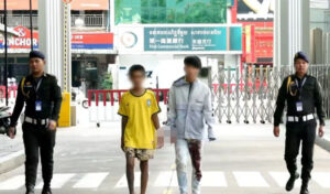 プノンペンの10代の若者が刺傷事件で逮捕