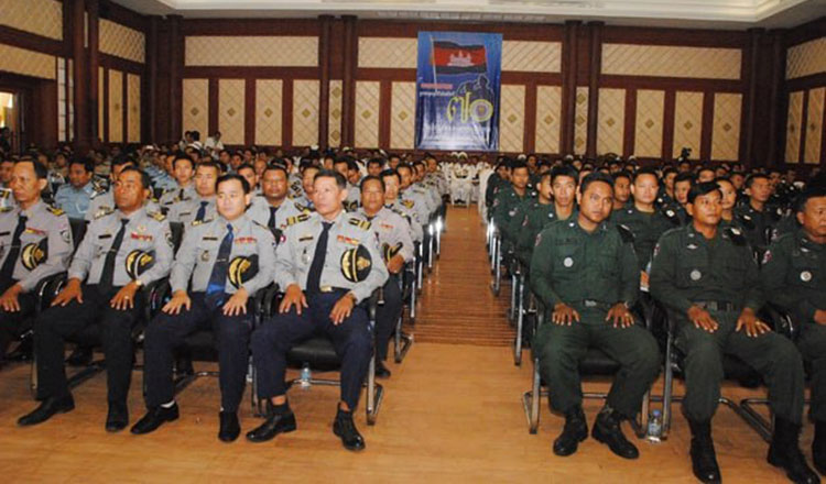 カンボジア警察、タイ警察と協力し犯罪対策計画策定 12人のチームを任命
