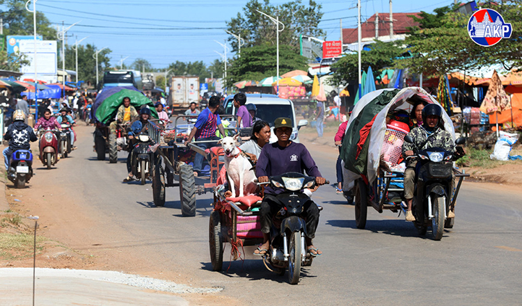 タイ軍との武力衝突で7州で42万1000人以上のカンボジア人が避難に