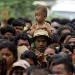 タイとの武力衝突、民間人30人が死亡、60万人以上が避難