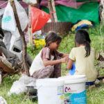 情報省　民間人の死者数は12人に増加、避難民は40万人以上