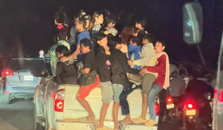 タイ艦艇　コ・ヨールビーチ付近に砲撃、コ・コン州も一部地域住民に避難を