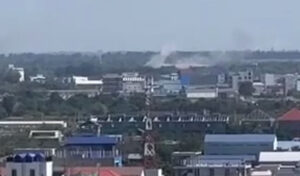 最新情報　15.10 21/12/25: タイ、国境の町ポイペトを含む民間地域を砲撃