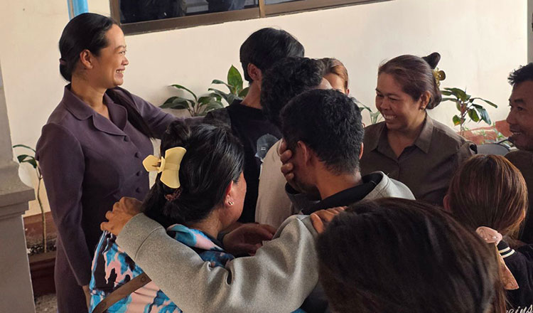 タイ、ココン沖で拿捕されたカンボジア人漁師を解放