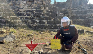 プレアヴィヒア寺院の被害評価報告書をユネスコに提出