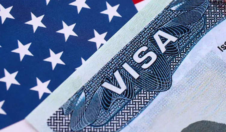 米国、カンボジアを含む75カ国の移民ビザ処理を停止