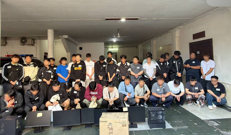 プノンペン　詐欺取り締まり４か所捜査で韓国人32人が逮捕